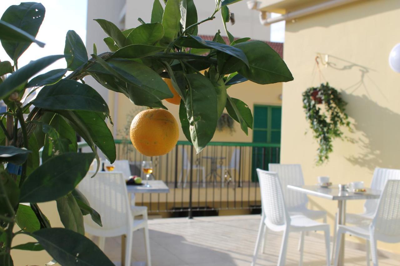 4You Studios Larnaca Exterior photo
